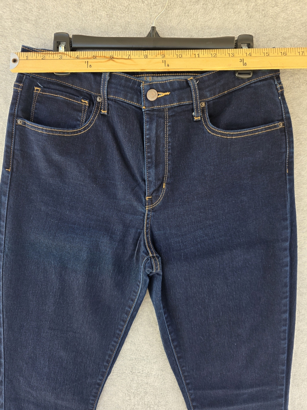 Levi's Women's 721 High Rise Skinny Jeans Size 31x30 - Picture 4 of 12